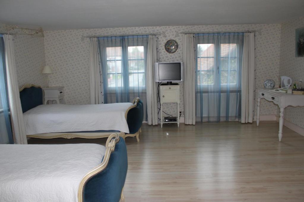 Chambres D'Hotes "Aux Portes De L'Alsace" Suarce Phòng bức ảnh